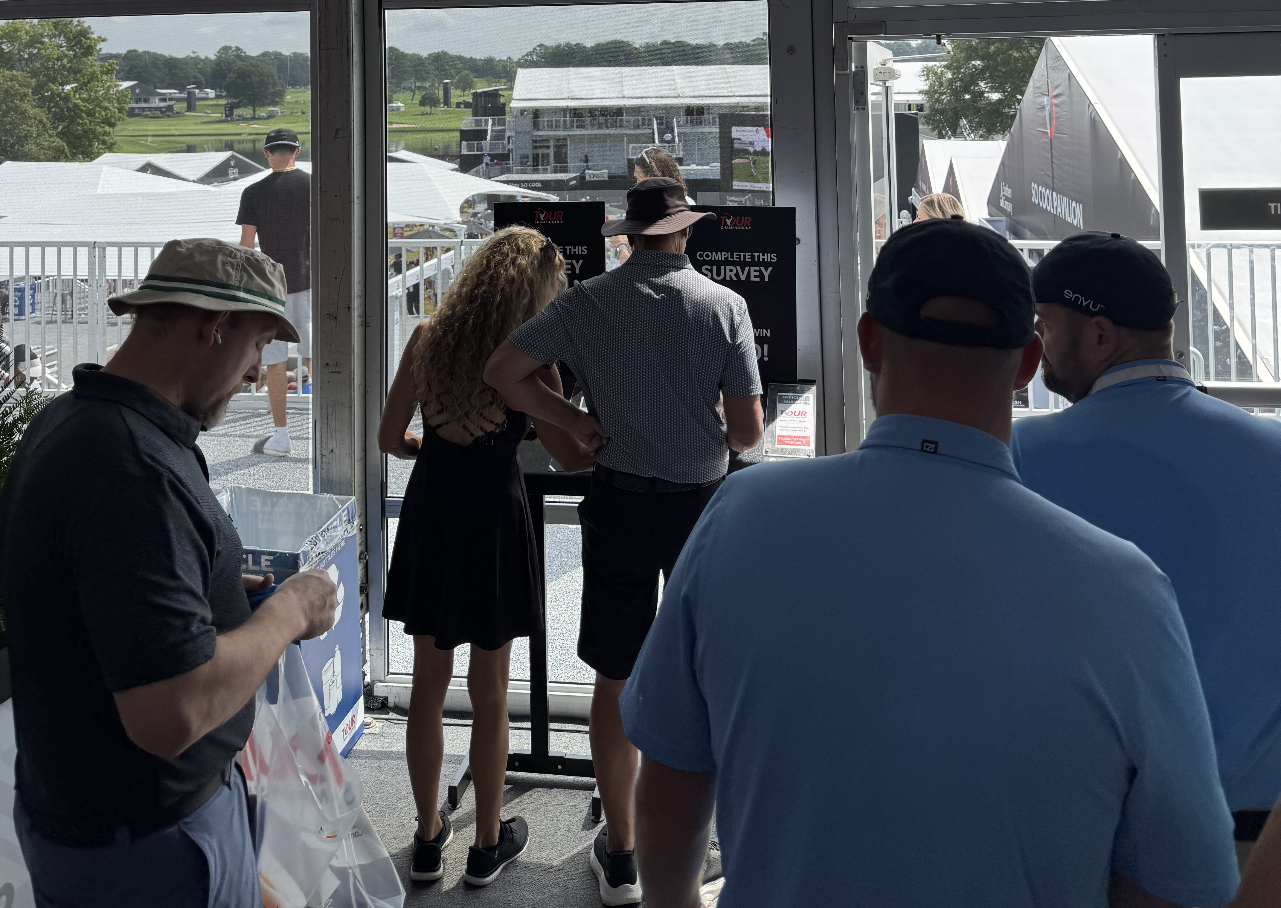 golf-fillling-out-sruvey